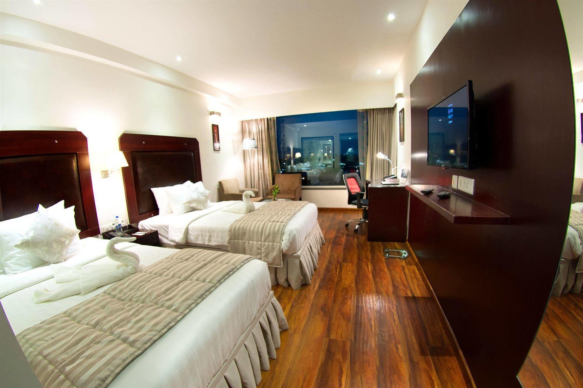 Fern Residency Jodhpur Hotel Джодпур Екстериор снимка